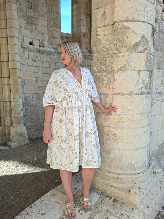 Robe Jade - Ecru avec broderie beige